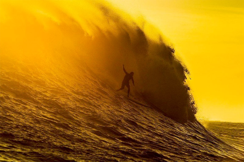 Surf photo by Bill Morris