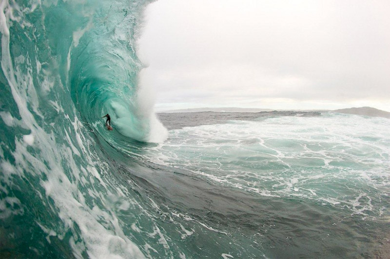 Surf photo by Russell Ord